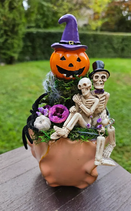 Violett Dekor halloweeni csontvázas, bögrés dekorációk kategória